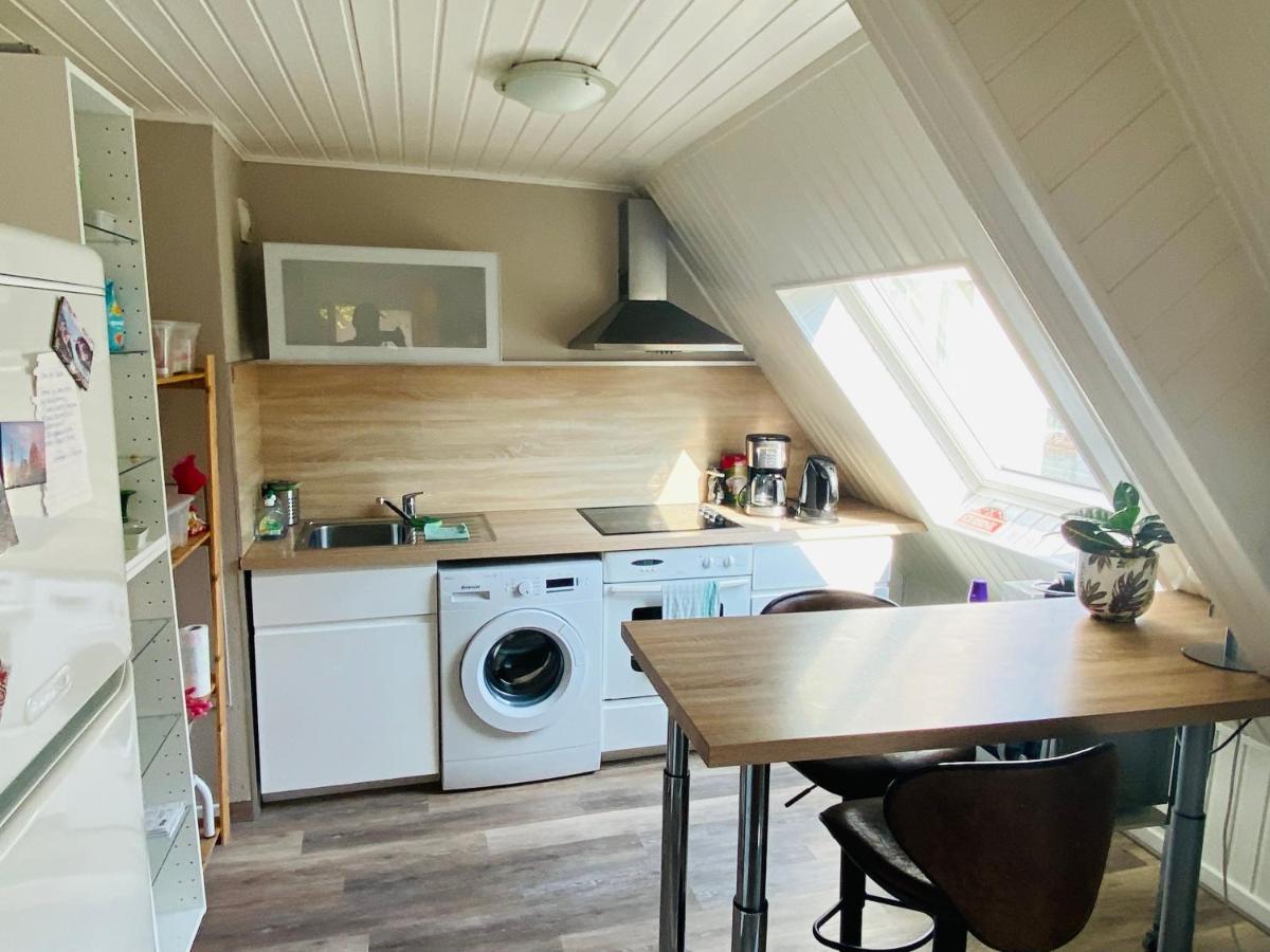 Apartment Joli 2 Pieces, Climatise Avec Terrasse, Vue Sur Les Toits, En Zone Pietonne *
